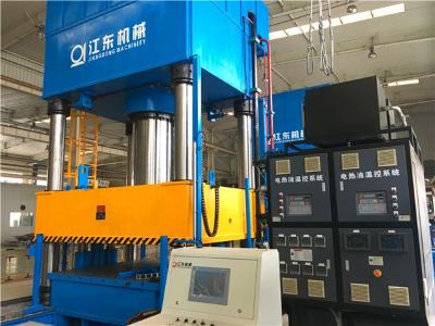 復合材料槳葉模壓控溫選擇什么溫控設備？