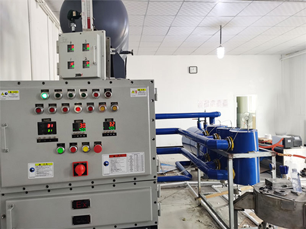 使用反應釜控溫防爆模溫機控溫，提高生產醫藥中間體的質量