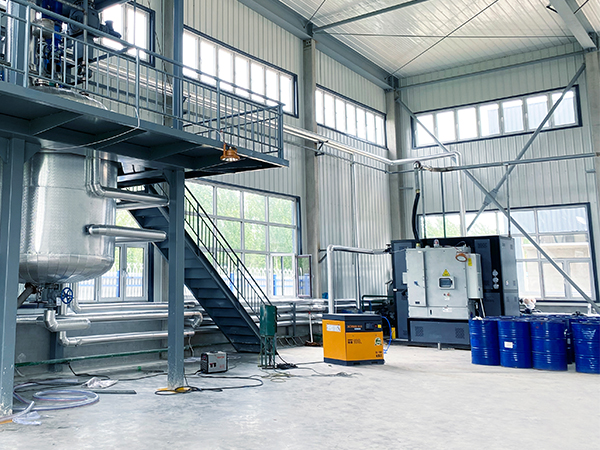 防爆導熱油電加熱器