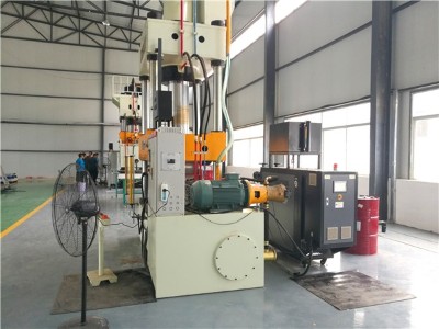 模溫機在醫(yī)用呼吸面罩制作過程中的應(yīng)用「歐能機械」助力生產(chǎn)