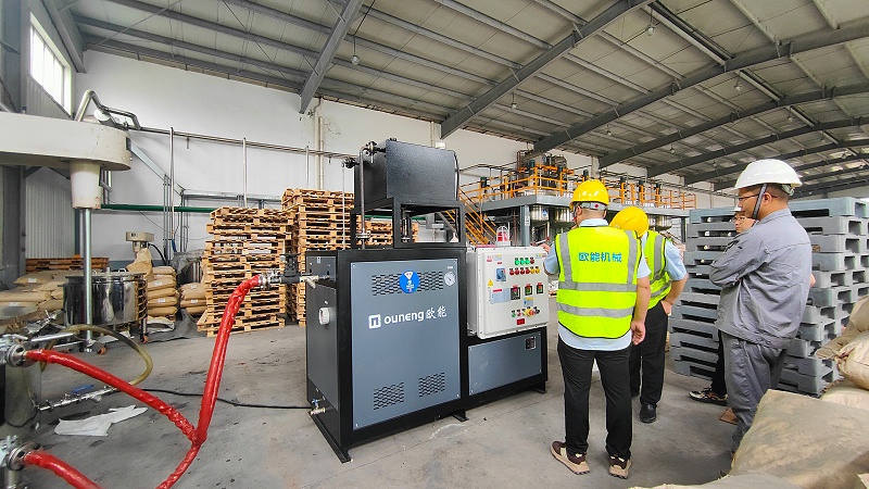 化工防爆模溫機安裝防爆電控柜，解決散熱問題