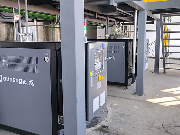 硅油生產(chǎn)多環(huán)節(jié)反應(yīng)釜加溫模溫機「歐能機械」