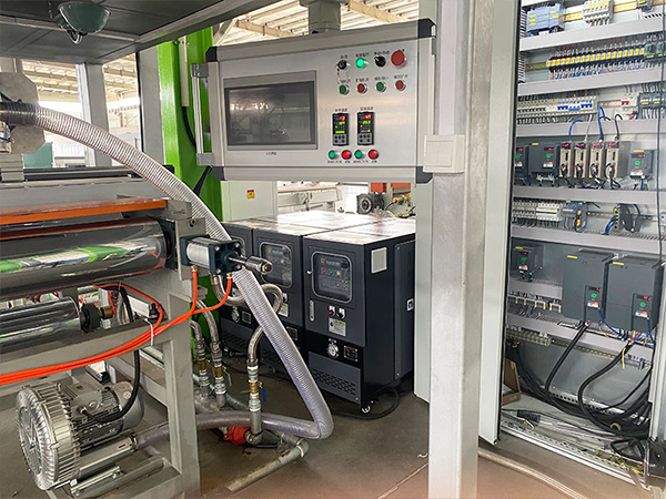 發泡擠塑控溫模溫機溫度控制，擠塑生產新利器